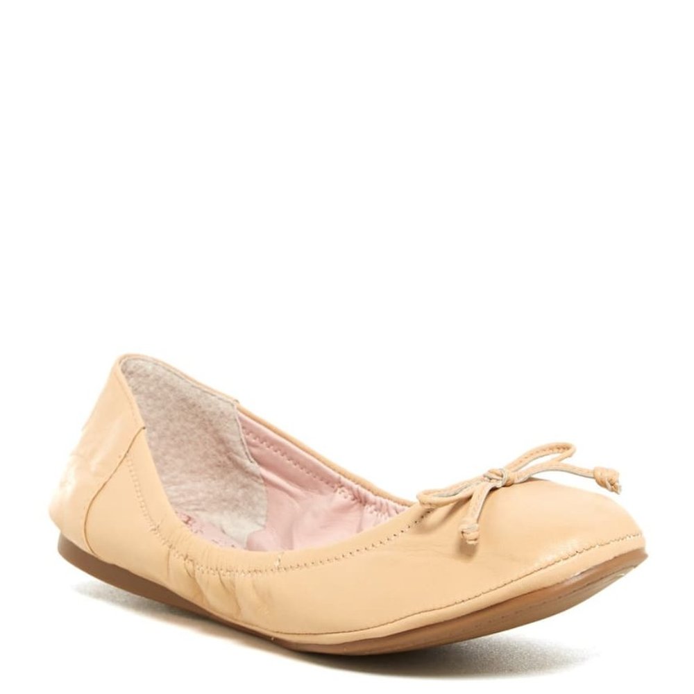 NWT Vince Camuto ballet bow-tie flats